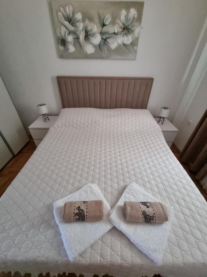 Apartments Ledic Крвавица Екстериор снимка