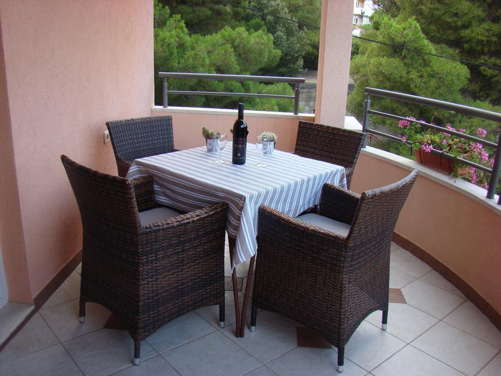 Apartments Ledic Крвавица Екстериор снимка